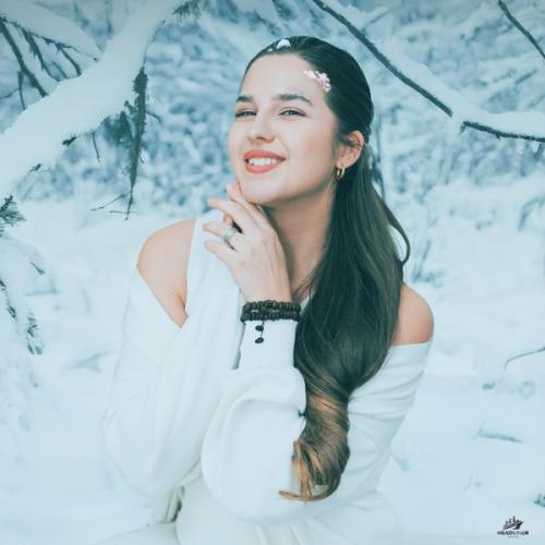 Zlata Mai feat. Baryhand, Hitbeat - Белый снег 2.0 Zlata Mai feat. Baryhand, Hitbeat - Белый снег 2.0